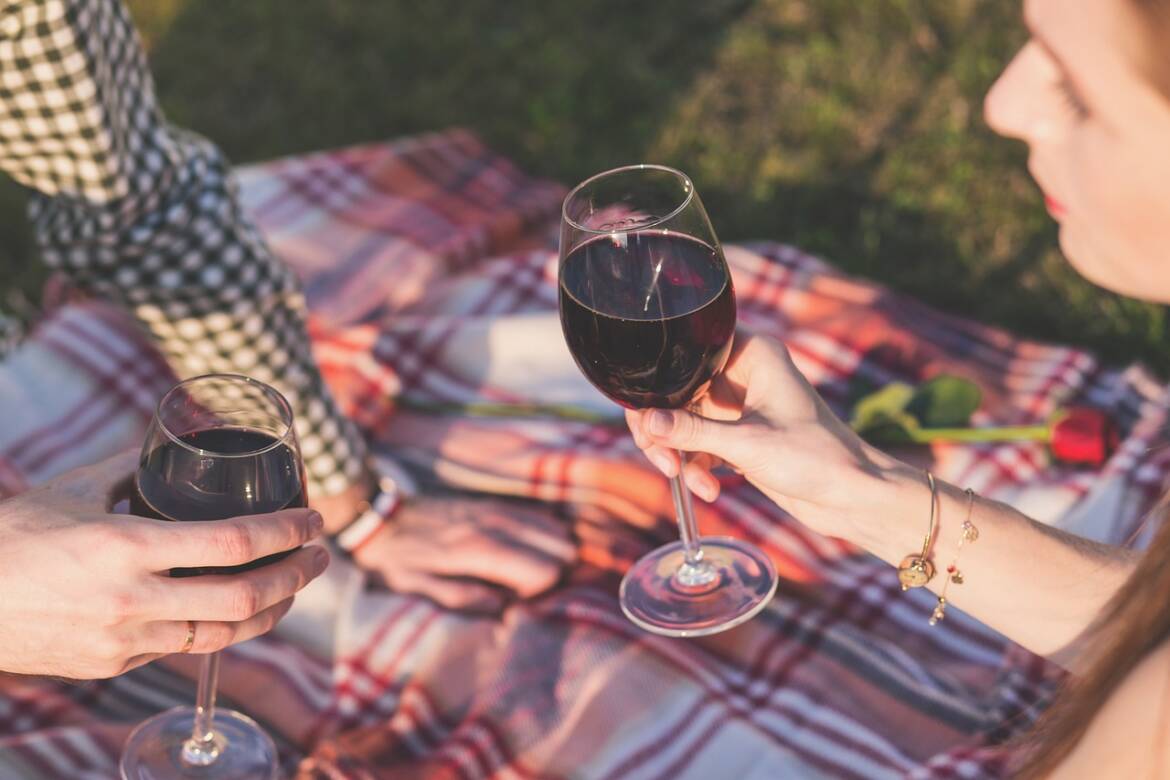 La vinificazione: perché il vino è rosso o bianco?